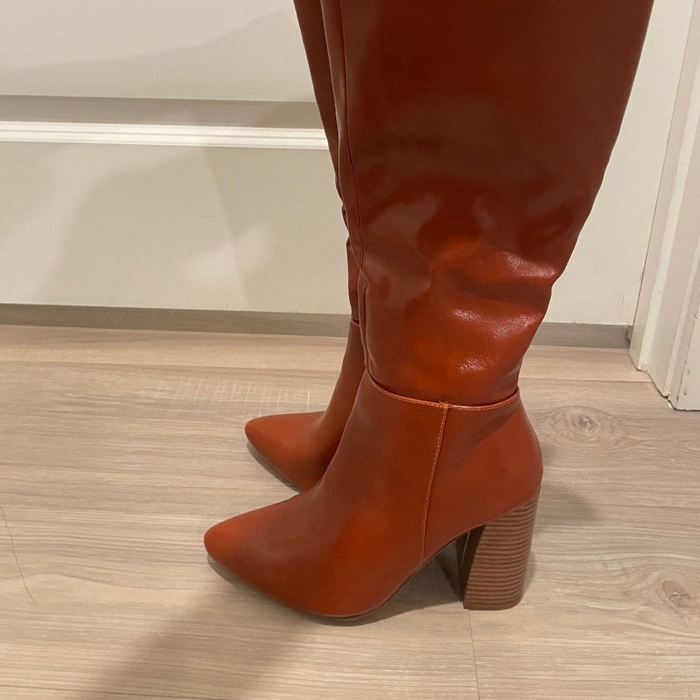 Public desire heeled boots